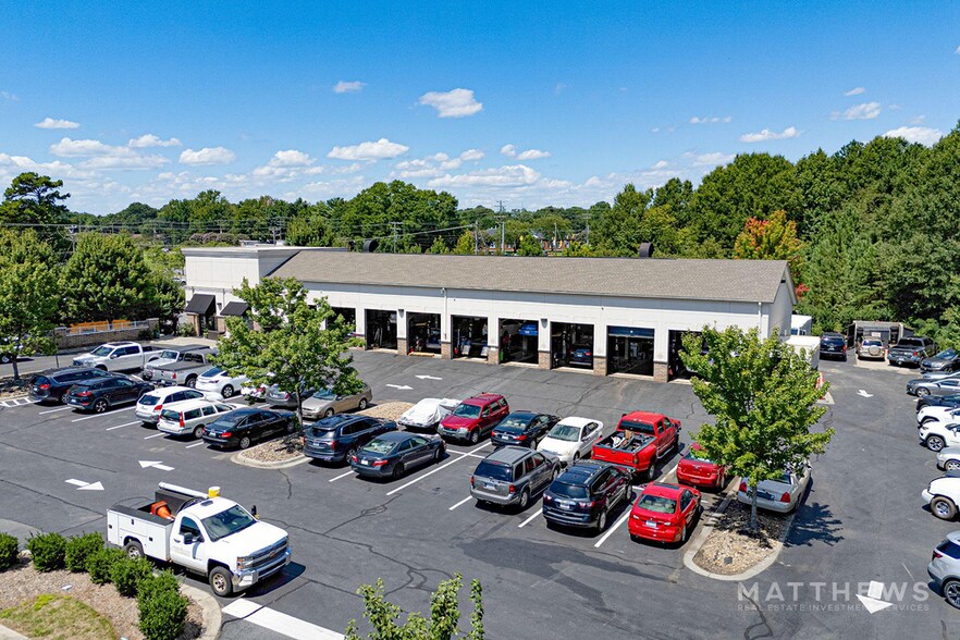 More Photos Of 16618 Old Statesville Rd, Huntersville Auto Repair For Sale