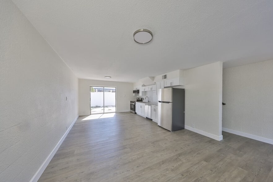 More Photos Of 11916-11982 133rd Ave, Largo Apartments For Sale