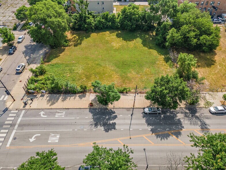 More Photos Of Cottage Grove, Chicago Land For Sale