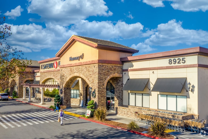 More Photos Of 5440 Hazel Ave, Fair Oaks Unknown For Lease