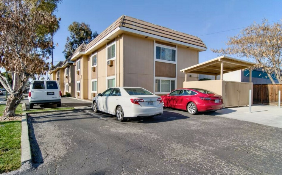 More Photos Of 229 Polaris Ave, Mountain View Office For Lease