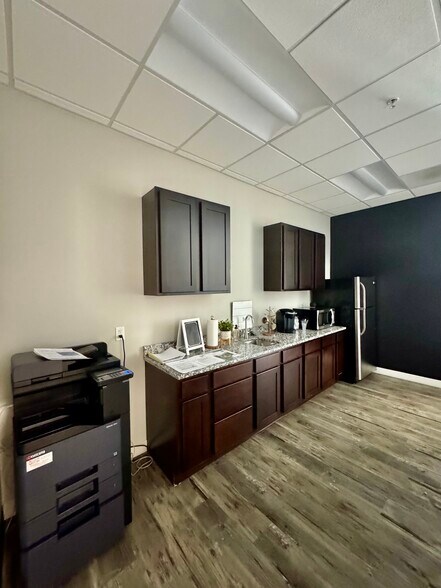 More Photos Of 1680 SW Ankeny Rd, Ankeny Apartments For Lease