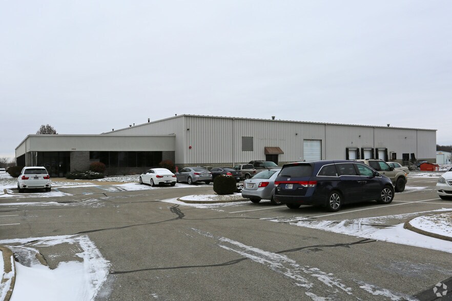 More Photos Of 17005 Westfield Park Rd, Westfield Warehouse For Lease