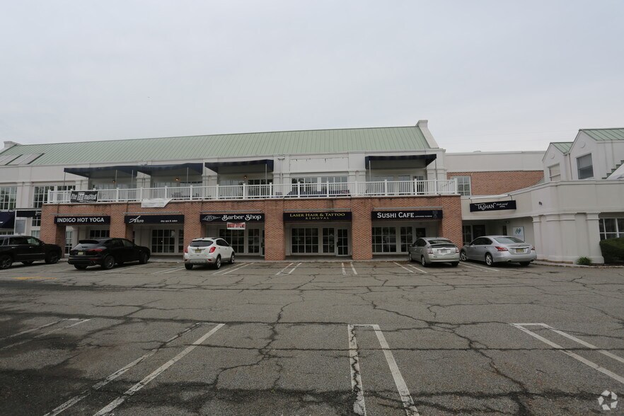 More Photos Of 555 Passaic Ave, West Caldwell Storefront Retail Office For Lease