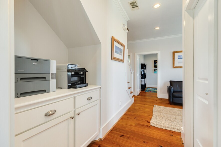 More Photos Of 6402 Stewart Rd, Galveston Office For Sale