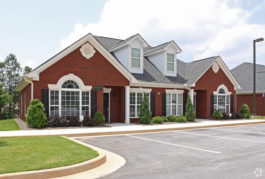 More Photos Of 2795 Main St, Snellville Medical For Lease