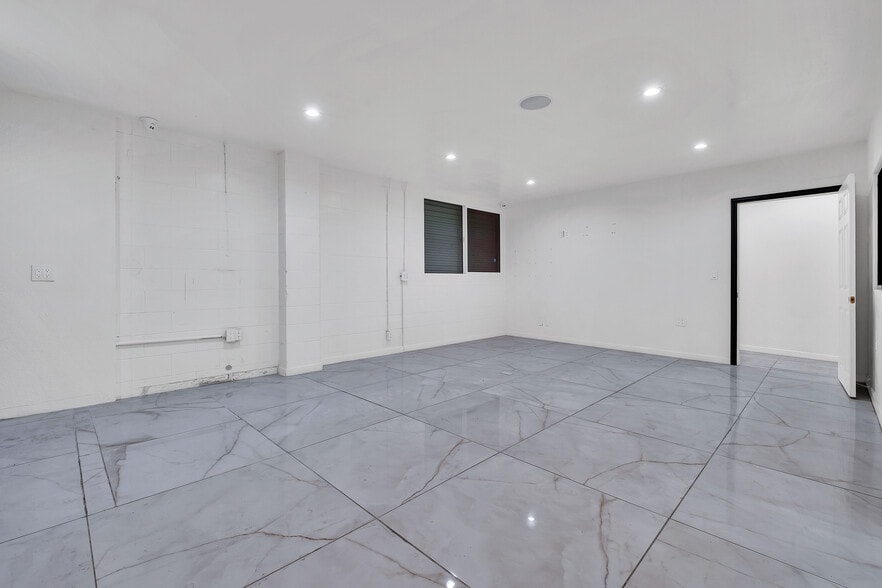 More Photos Of 8100 Electric Ave, Stanton Warehouse For Sale