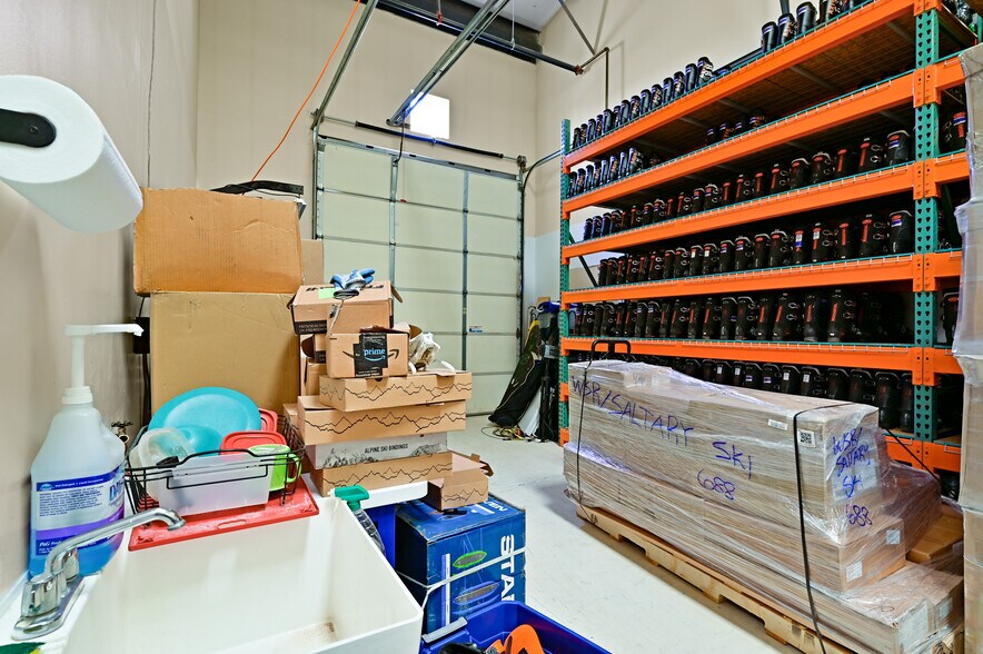 More Photos Of 21 Bisbee Ct, Santa Fe Warehouse For Sale
