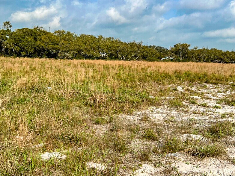More Photos Of 2020 Market st, Rockport Land For Sale