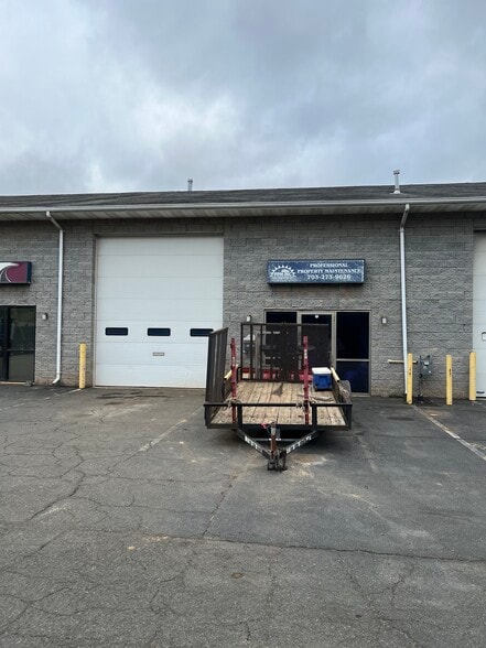 More Photos Of 9208 Venture Ct, Manassas Park Warehouse For Sale