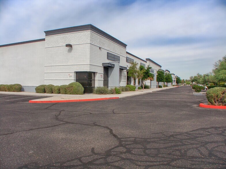 More Photos Of 1610 N Rosemont St, Mesa Unknown For Lease