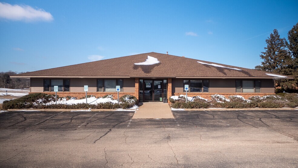 More Photos Of 5140 Moundview Dr, Red Wing Manufacturing For Lease