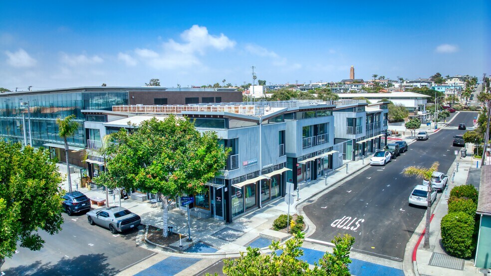 More Photos Of 1300 Highland Ave, Manhattan Beach General Retail For Sale