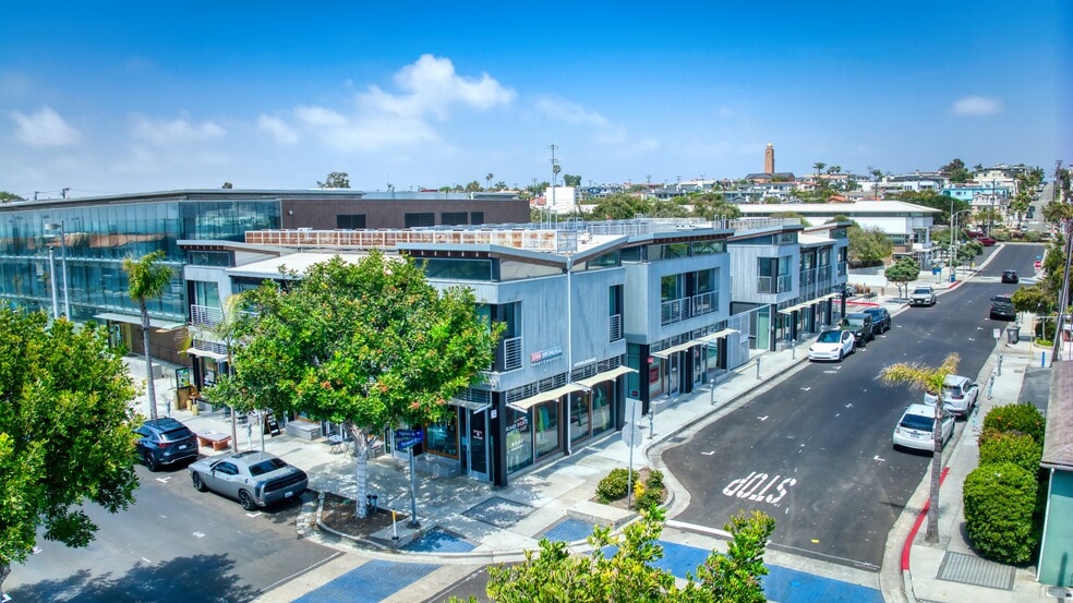 More Photos Of 1300 Highland Ave, Manhattan Beach General Retail For Sale
