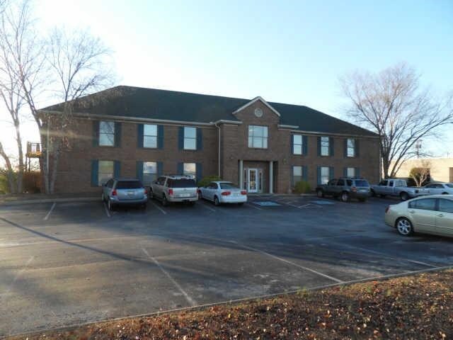 More Photos Of 130 Hillcrest Dr, Clarksville Medical For Lease