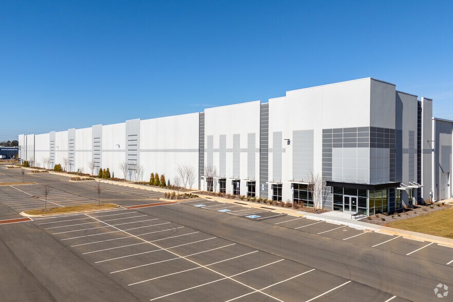 More Photos Of 2087 Williams Industrial Blvd, Rock Hill Distribution For Lease