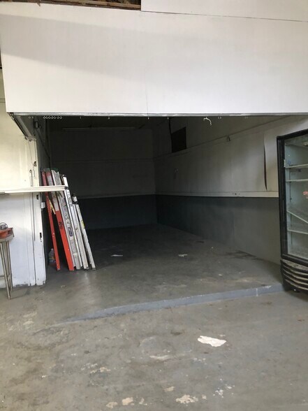 More Photos Of 1704 Boone Ave, Bronx Industrial For Lease