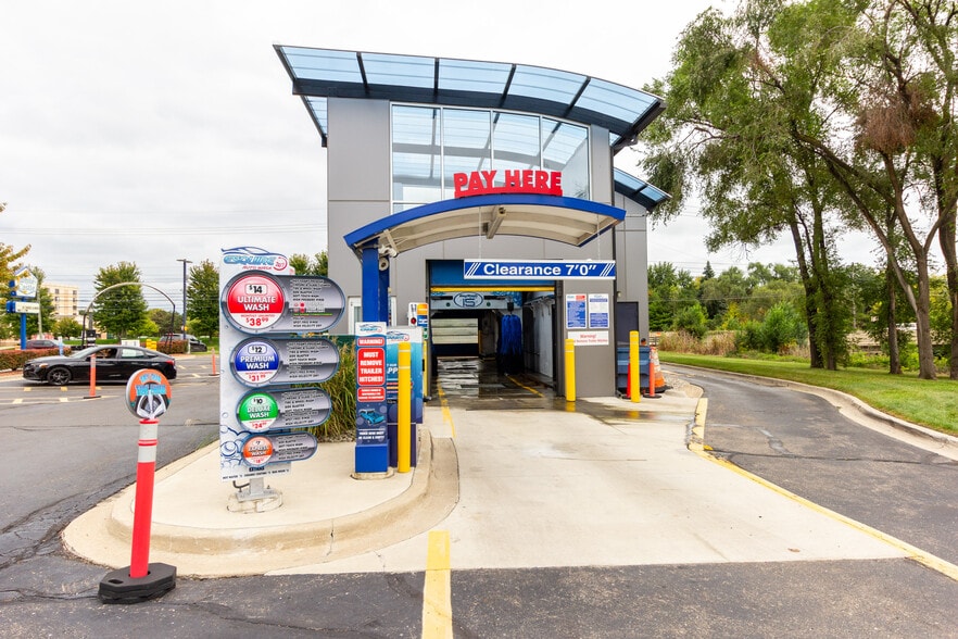 More Photos Of 31785 Van Dyke Ave, Warren Carwash For Sale