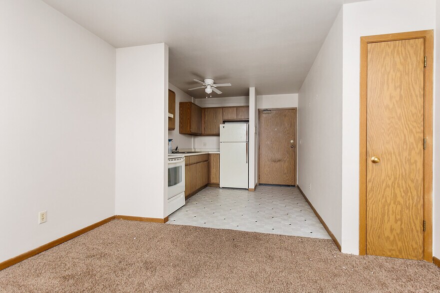 More Photos Of 20 Forest Ave, Fond Du Lac Apartments For Sale