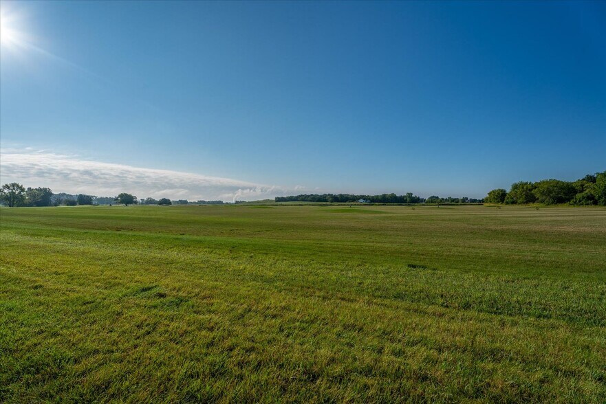 W4787 Yandry Rd, Whitewater, WI 53190 Golf Course Driving Range For
