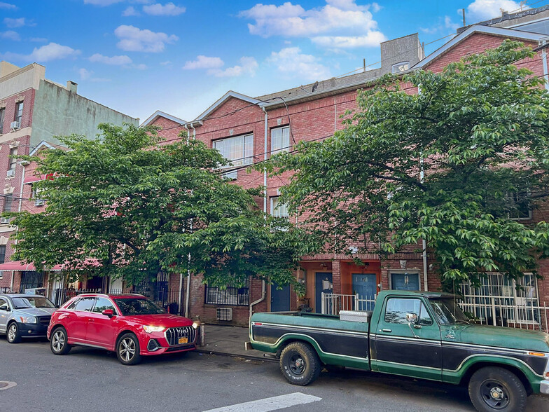 Primary Photo Of 2181 Belmont Ave, Bronx Apartments For Sale