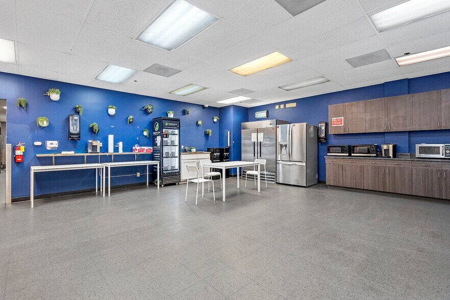 More Photos Of 333 N Euclid Way, Anaheim Food Processing For Lease