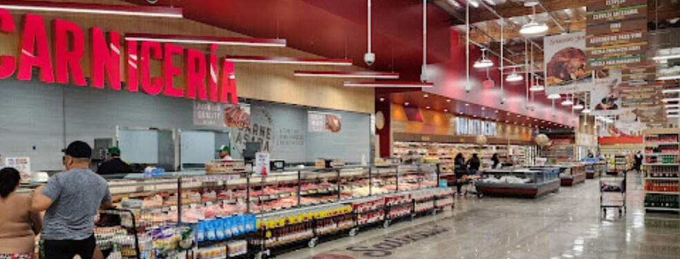 More Photos Of 1000-1050 N Davis Rd, Salinas General Retail For Sale