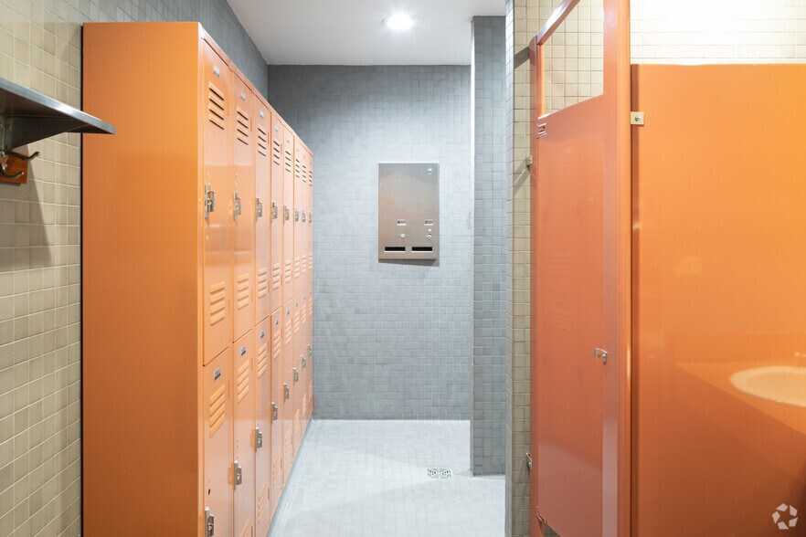 More Photos Of 3190 S Wadsworth Blvd, Lakewood Office For Lease