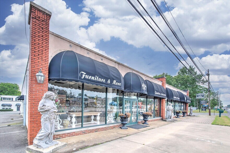 More Photos Of 1035 US Highway 9, Howell Storefront Retail Office For Lease