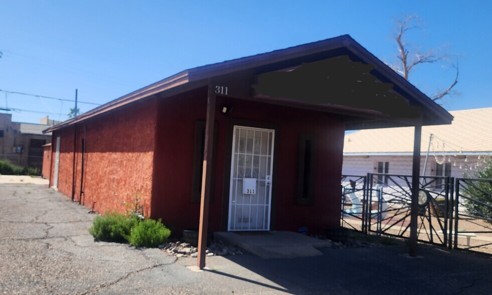 Primary Photo Of 311 W 3rd St, Casa Grande Office For Lease