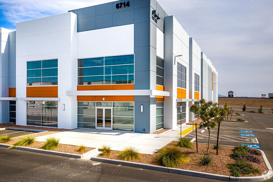 More Photos Of 6714 E North Belt Rd, Las Vegas Distribution For Lease