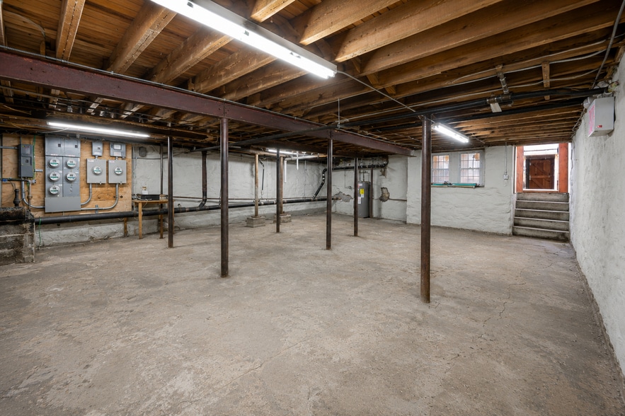 More Photos Of 688 New Lots Ave, Brooklyn Apartments For Sale