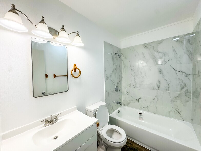 More Photos Of 5286 E Tropicana Ave, Las Vegas Apartments For Sale