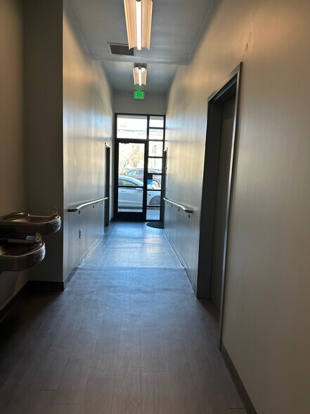 More Photos Of 607 W Dana St, Mountain View Office For Lease