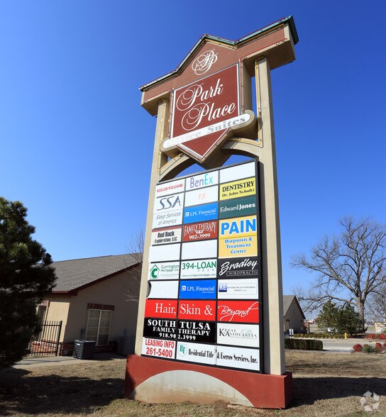 More Photos Of 8556 E 101st St, Tulsa Office For Lease