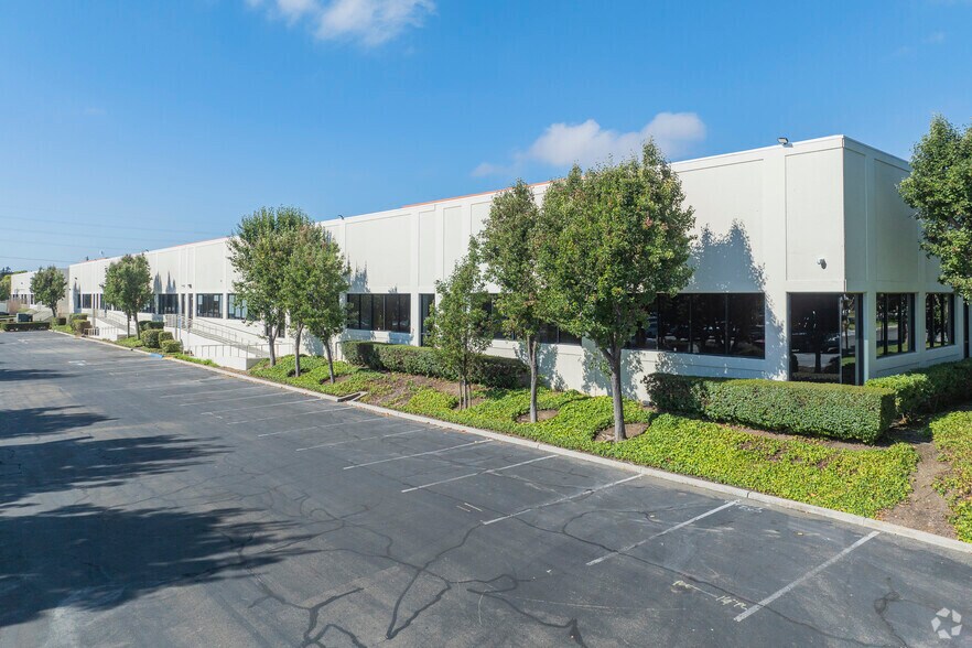 More Photos Of 140 Baytech Dr, San Jose Research And Development For Lease