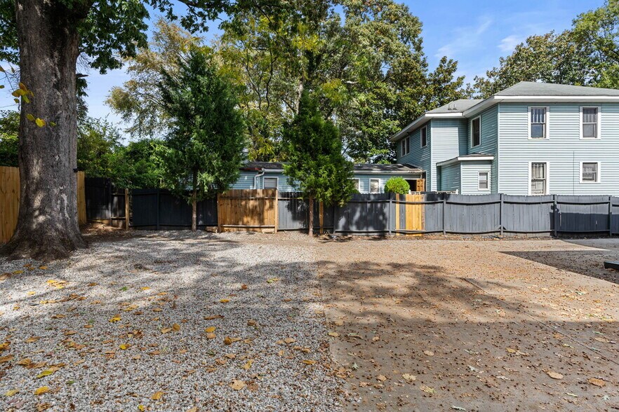 More Photos Of 175 Moreland Ave SE, Atlanta Specialty For Sale