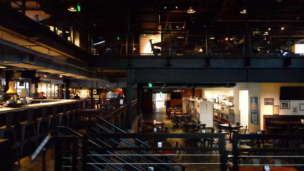 More Photos Of 100 W Livingston St, Orlando Restaurant For Lease