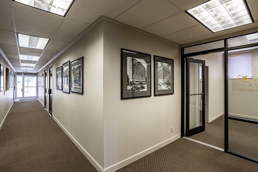 More Photos Of 100 W Washington Ave, Jackson Medical For Sale