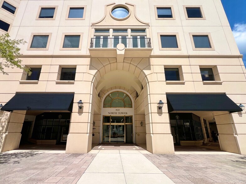 More Photos Of 800 S Douglas Rd, Coral Gables Office For Lease