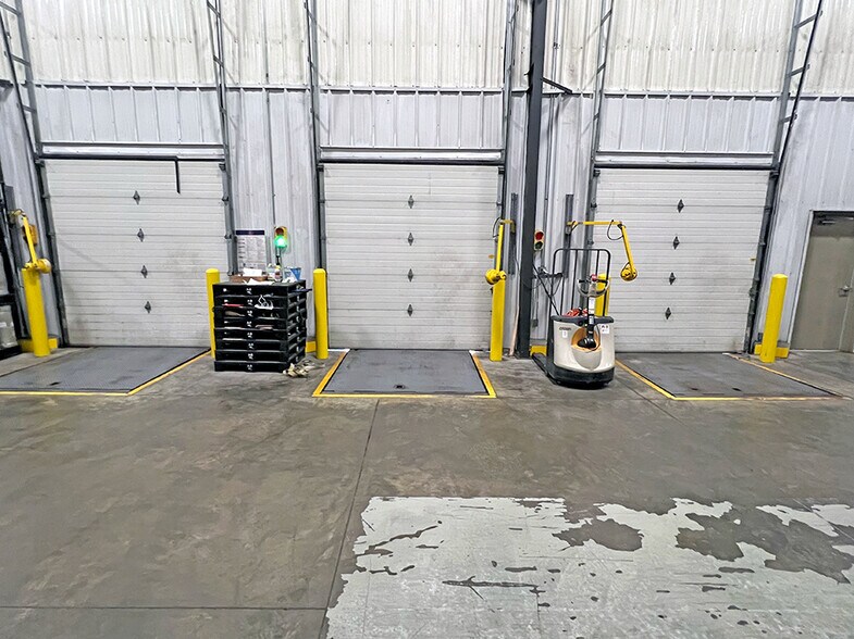 More Photos Of 105 Dillinger Rd, Carbondale Industrial For Sale