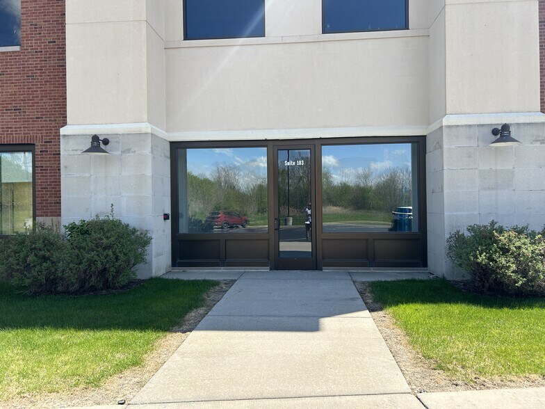 More Photos Of 8121 Trillium Circle Ave, Grand Blanc Office For Lease
