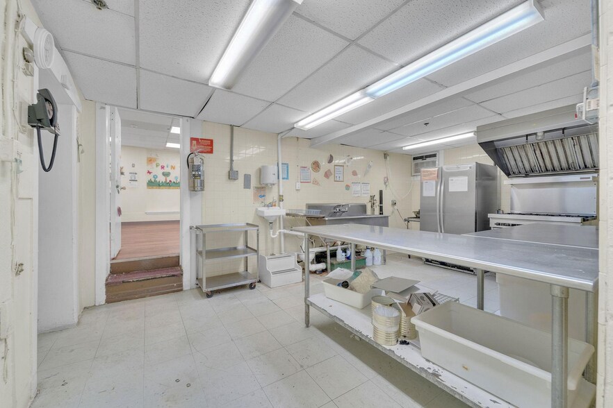 More Photos Of 309 Vine St, Camden Daycare Center For Sale