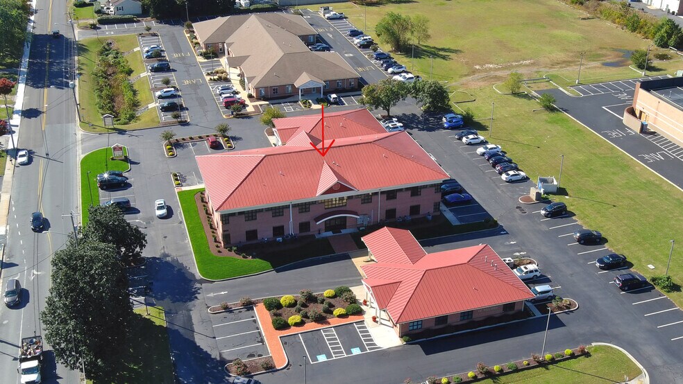 More Photos Of 1201 Pemberton Dr, Salisbury Medical For Lease