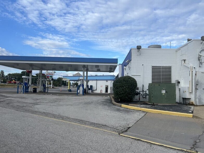 More Photos Of 1700 Ford Ln, Saint Charles Carwash For Sale
