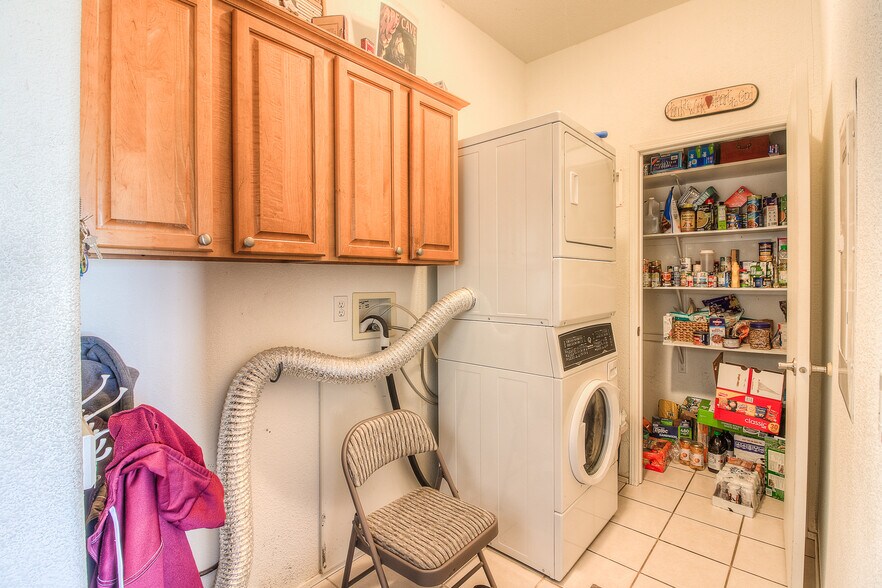 More Photos Of 139802 W Johnson Rd, Prosser Industrial For Sale