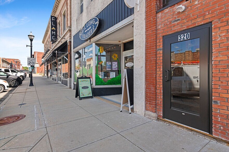 More Photos Of 320 W Walnut St, Springfield Coworking Space