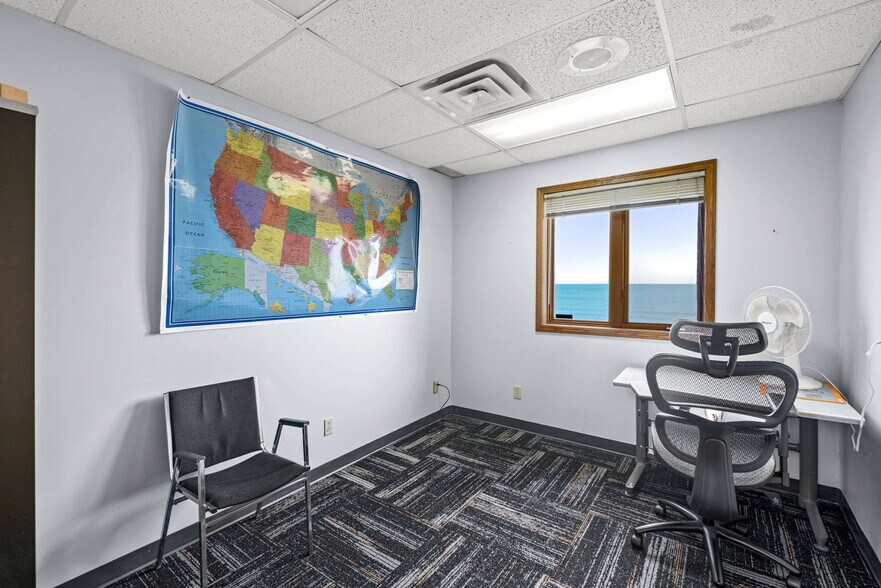 More Photos Of 4259 E Lake Rd, Lorain Office Residential For Sale