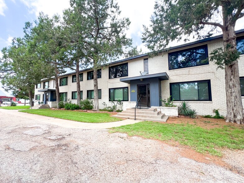 Primary Photo Of 1306 W Wall St, Midland Office For Lease