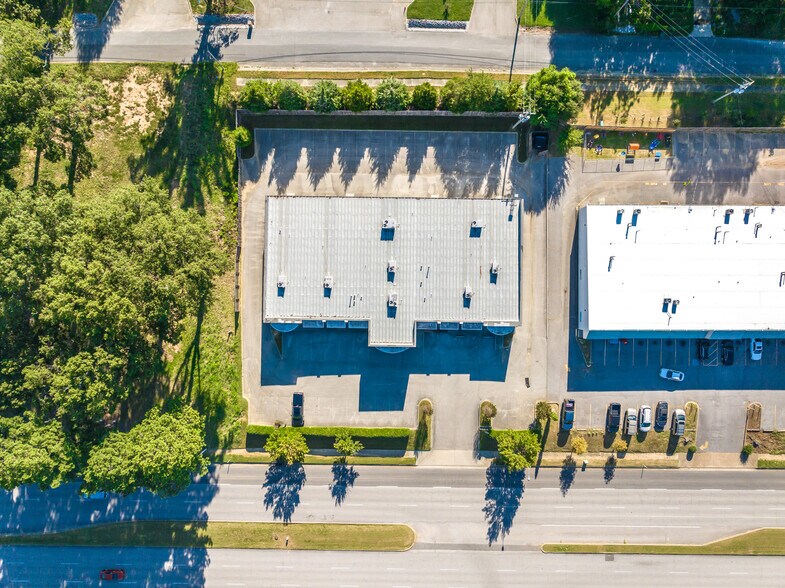 More Photos Of 1288 Sycamore View Rd, Memphis Medical For Sale